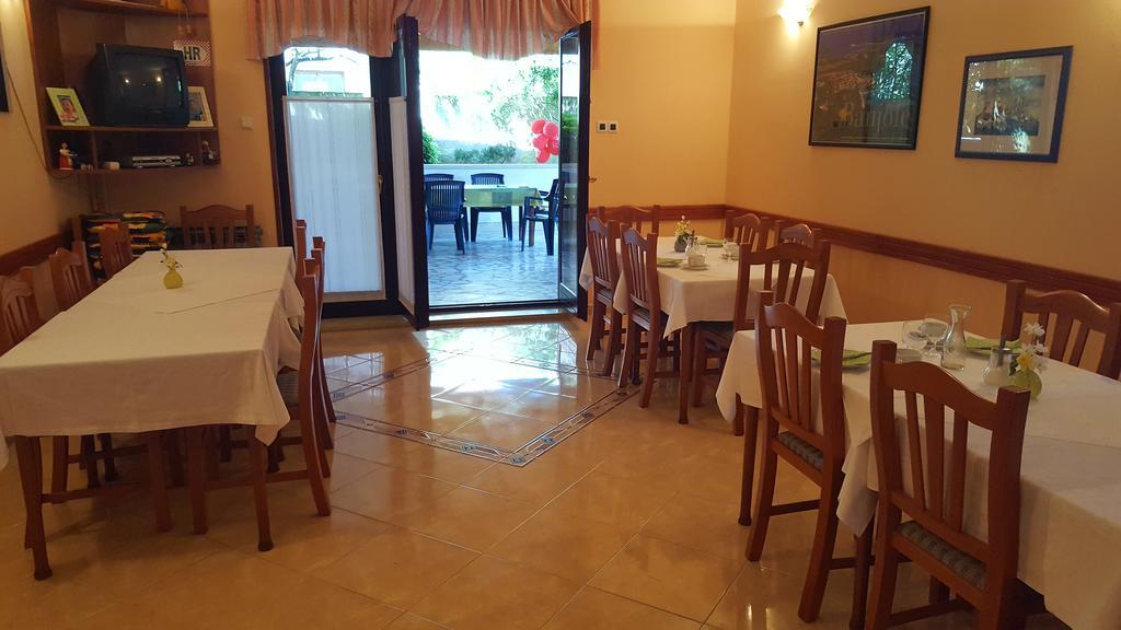 Bed & Breakfast Banjole Exterior foto